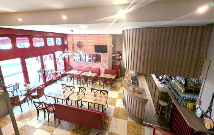 Activité commerciale ROANNE (42300)  85 m2 169 000 € 