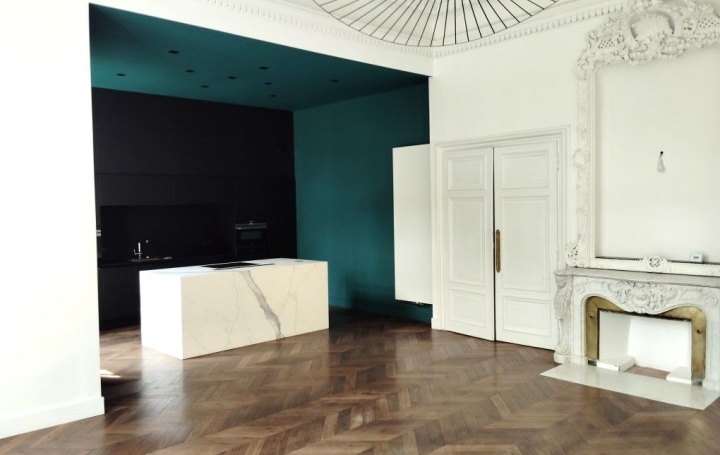 Propriété SAINT-CYPRIEN (42160)  254 m2 549 000 € 