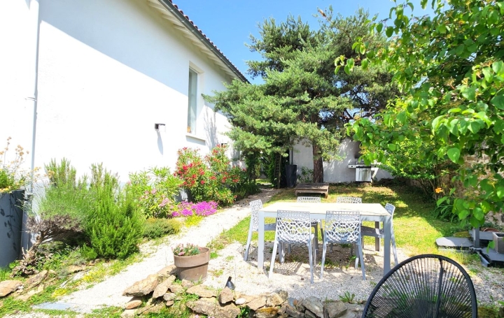 Maison SAINT-JUST-SAINT-RAMBERT (42170)  160 m2 389 000 € 