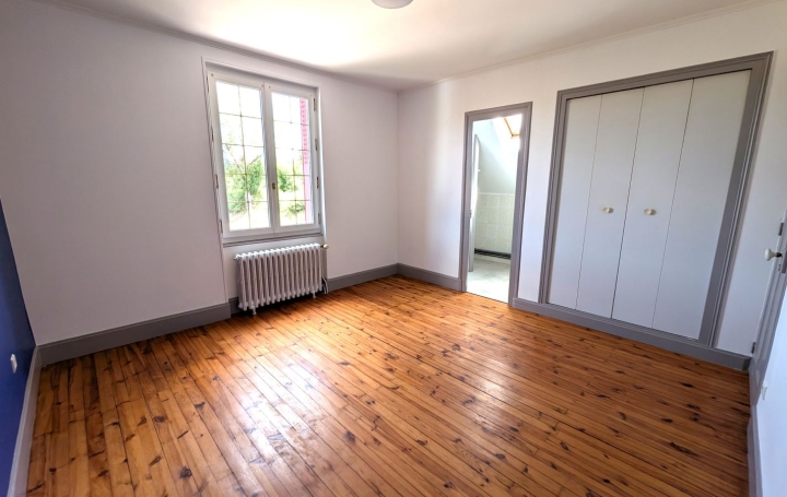 Maison LE DONJON (03130)  106 m2 173 000 € 