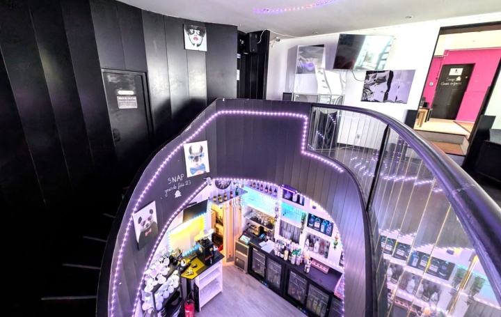 Activité commerciale ROANNE (42300)  170 m2 130 000 € 