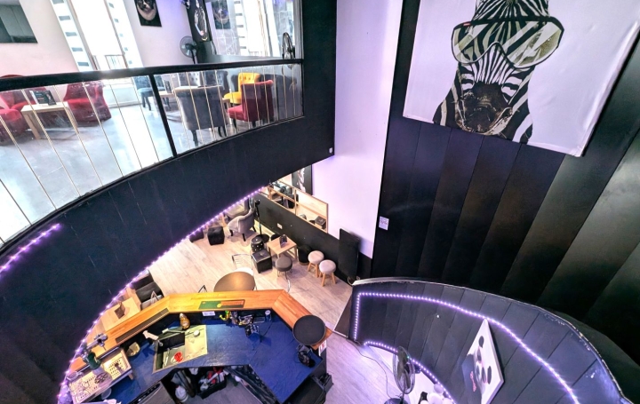 Activité commerciale ROANNE (42300)  170 m2 130 000 € 