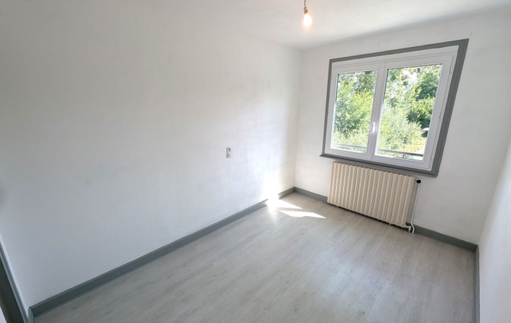 Maison LE DONJON (03130)  80 m2 49 000 € 