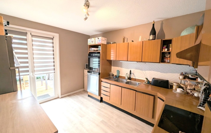 Maison POUILLY-LES-NONAINS (42155)  128 m2 245 000 € 