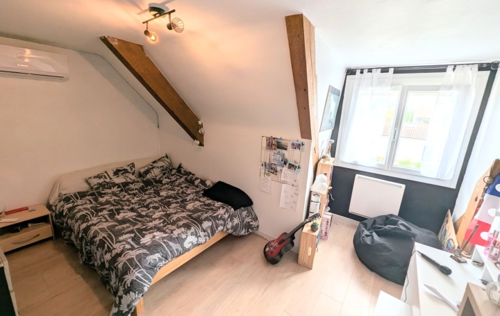 Maison POUILLY-LES-NONAINS (42155)  128 m2 245 000 € 