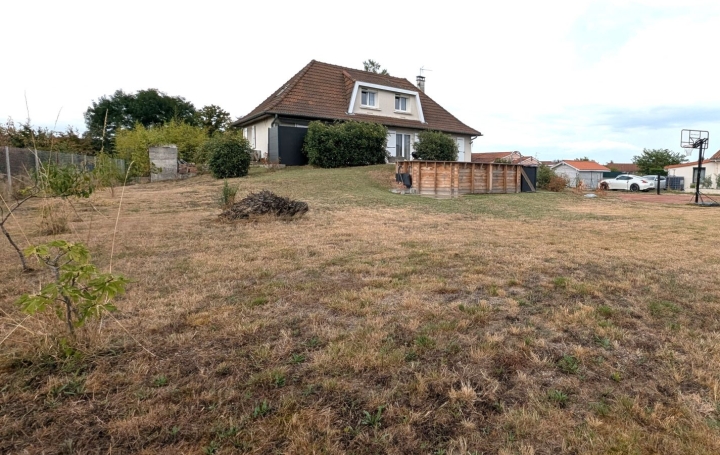 Maison POUILLY-LES-NONAINS (42155)  128 m2 245 000 € 