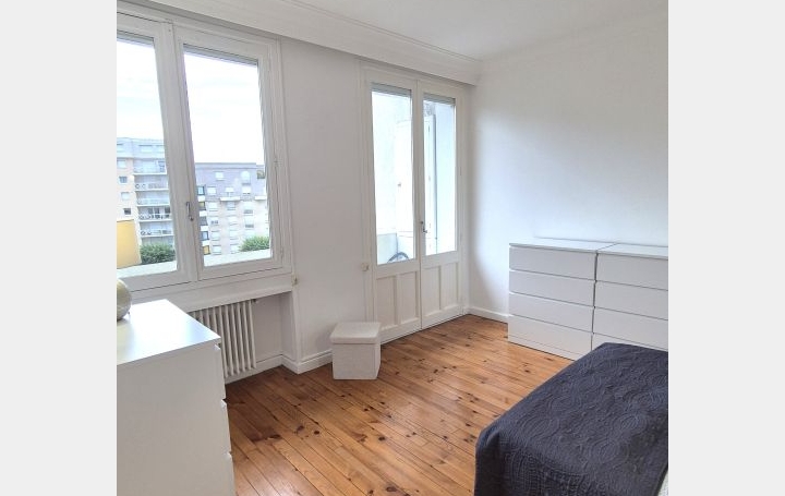 5 Pièces SAINT-ETIENNE (42000)  111 m2 199 000 € 