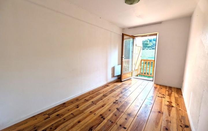 Maison SAINT-BONNET-DES-QUARTS (42310)  96 m2 159 750 € 