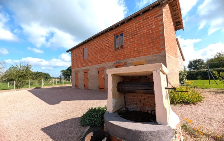 Propriété MELAY (71340)  140 m2 199 900 € 