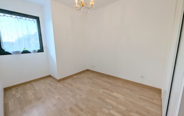 3 Pièces ROANNE (42300)  61 m2 175 000 € 