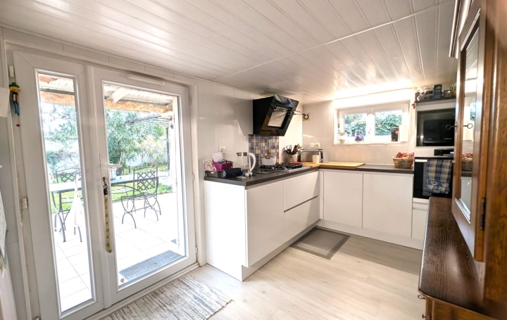 Maison MEYZIEU (69330)  132 m2 404 000 € 