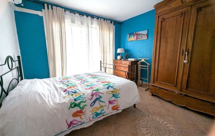 Maison MEYZIEU (69330)  132 m2 404 000 € 