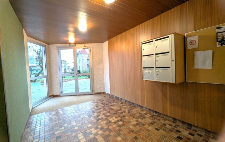 4 Pièces RIORGES (42153)  89 m2 139 000 € 