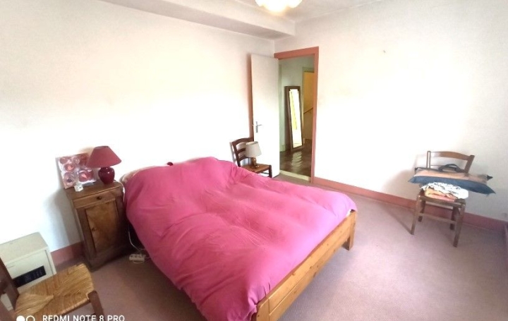 Maison LA FOUILLOUSE (42480)  235 m2 249 000 € 