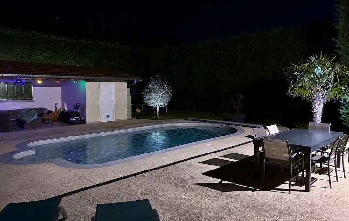 Maison RIORGES (42153)  200 m2 459 000 € 