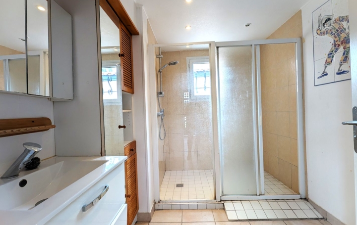 Maison ROANNE (42300)  83 m2 158 000 € 