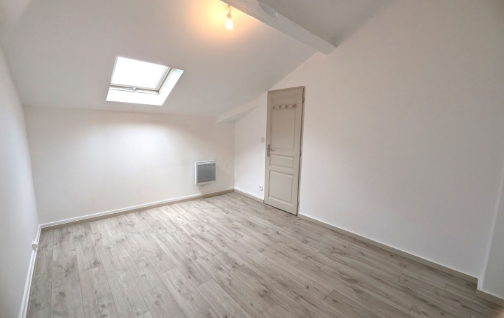 Maison ROANNE (42300)  83 m2 158 000 € 