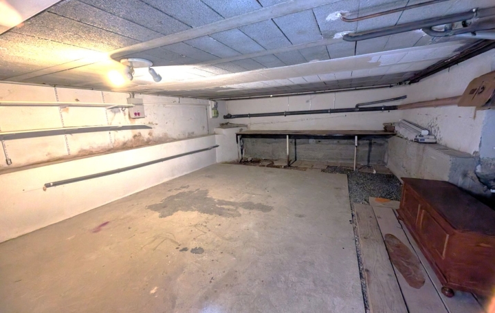 Maison ROANNE (42300)  83 m2 158 000 € 