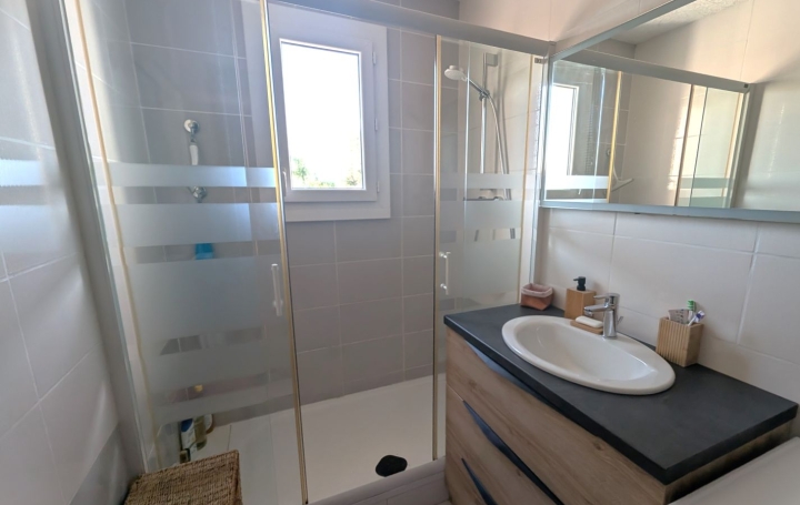 2 Pièces ROANNE (42300)  50 m2 75 000 € 