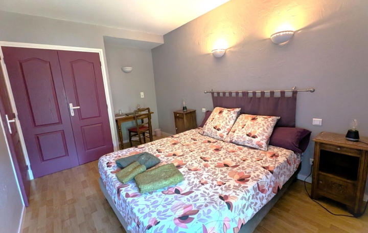 Maison AMBIERLE (42820)  266 m2 395 000 € 