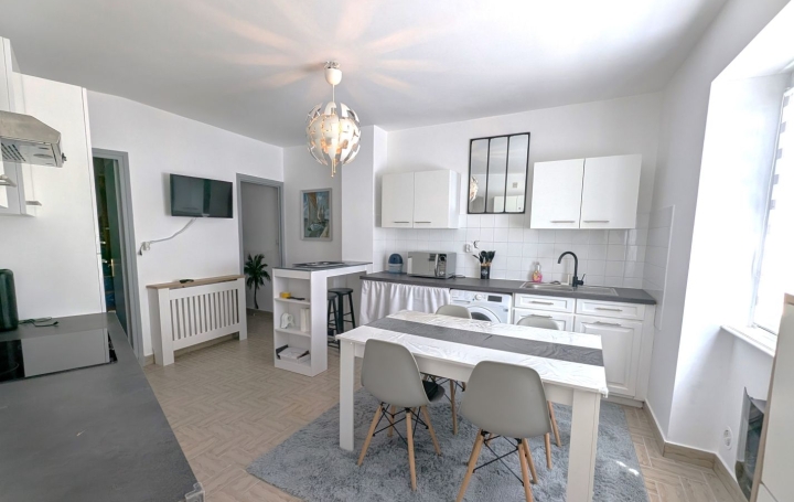 2 Pièces CREMEAUX (42260)  61 m2 58 000 € 