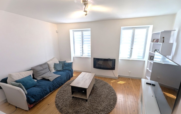 2 Pièces CREMEAUX (42260)  61 m2 58 000 € 