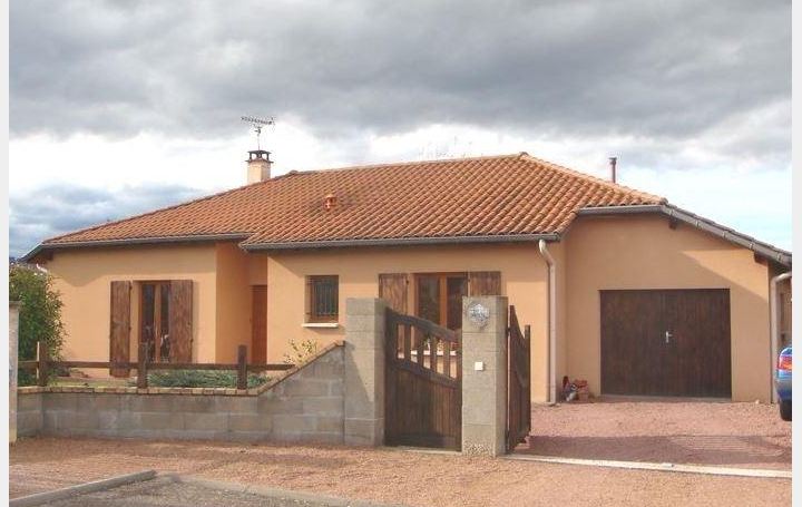 Réseau Immo-diffusion : Villa  POUILLY-LES-NONAINS  98 m2 174 000 € 