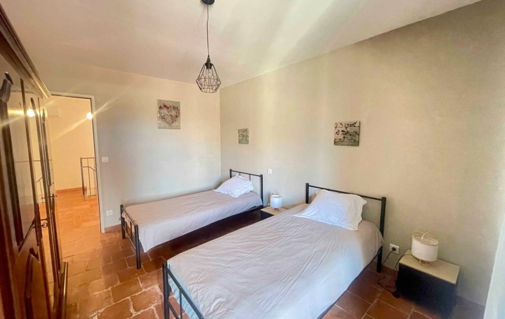 Maison BESSAN (34550)  121 m2 1 250 € 