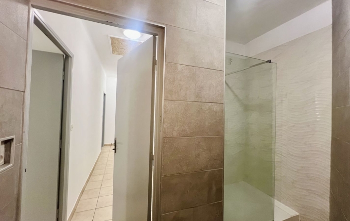 3 Pièces BESSAN (34550)  72 m2 1 013 € 