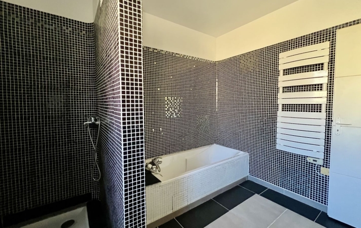 Villa BESSAN (34550)  83 m2 1 145 € 