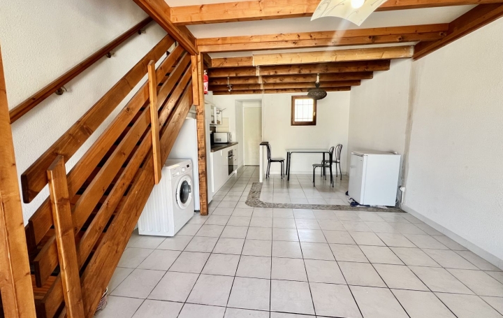 Maison VIAS-PLAGE (34450)  40 m2 835 € 