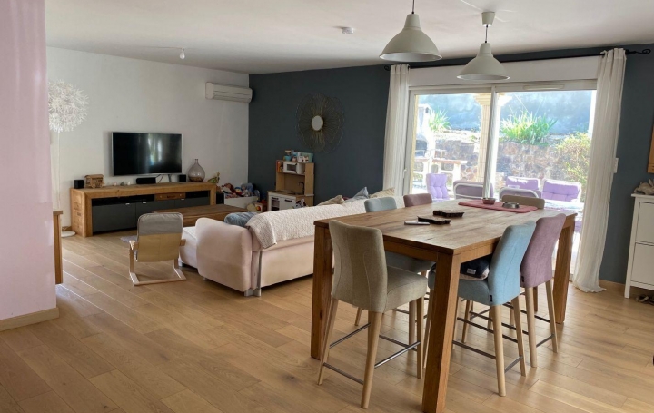 Réseau Immo-diffusion : Maison  SAINT-NAZAIRE-DE-LADAREZ  250 m2 572 000 € 