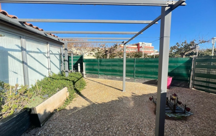 2 Pièces AGDE (34300)  67 m2 229 000 € 