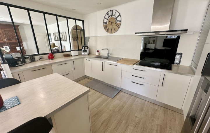 Villa BEZIERS (34500)  142 m2 470 000 € 