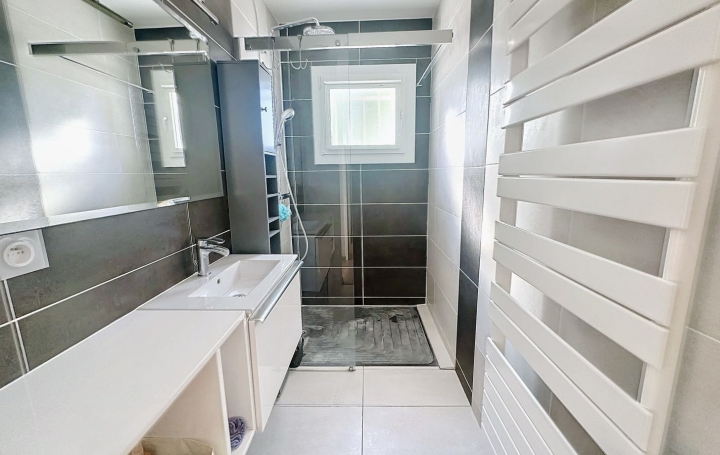 Villa BEZIERS (34500)  142 m2 470 000 € 