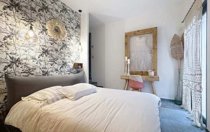 Villa PEZENAS (34120)  151 m2 549 900 € 