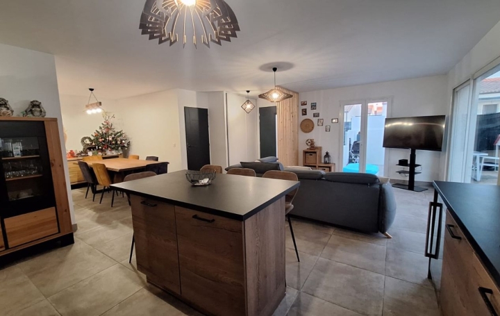 Villa POMEROLS (34810)  87 m2 362 000 € 