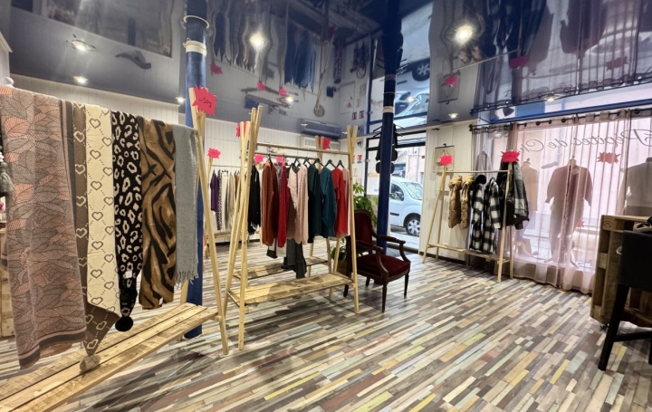 Activité commerciale BESSAN (34550)  168 m2 26 900 € 