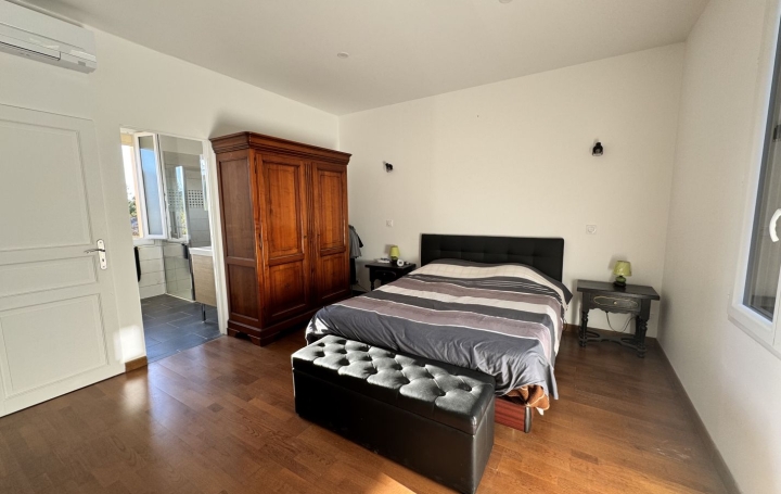 Maison TOURBES (34120)  176 m2 582 000 € 