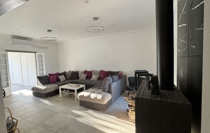 Maison TOURBES (34120)  176 m2 582 000 € 