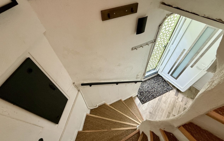 Maison de village VIAS (34450)  45 m2 149 900 € 