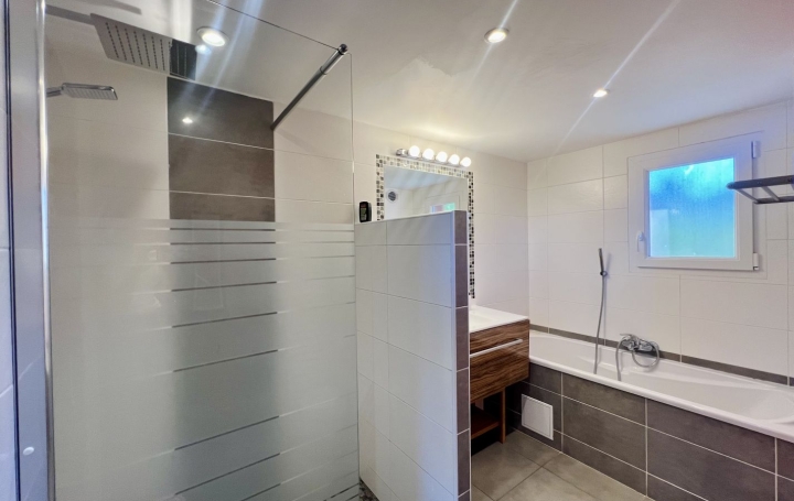 Villa LE CAP-D'AGDE (34300)  118 m2 575 000 € 