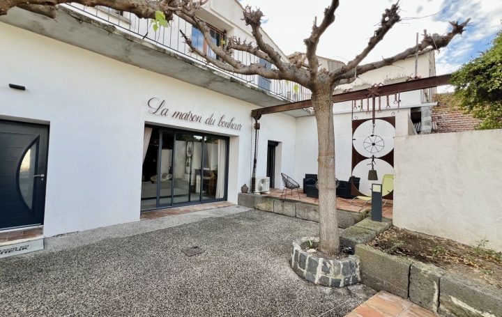 Maison VIAS (34450)  195 m2 469 000 € 