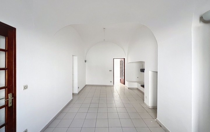 Maison PAULHAN (34230)  340 m2 399 000 € 