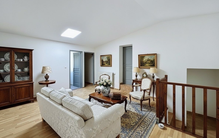 Maison PAULHAN (34230)  340 m2 399 000 € 