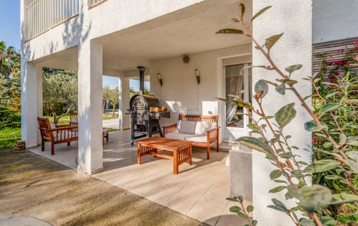 Villa LE GRAU-D'AGDE (34300)  156 m2 735 000 € 