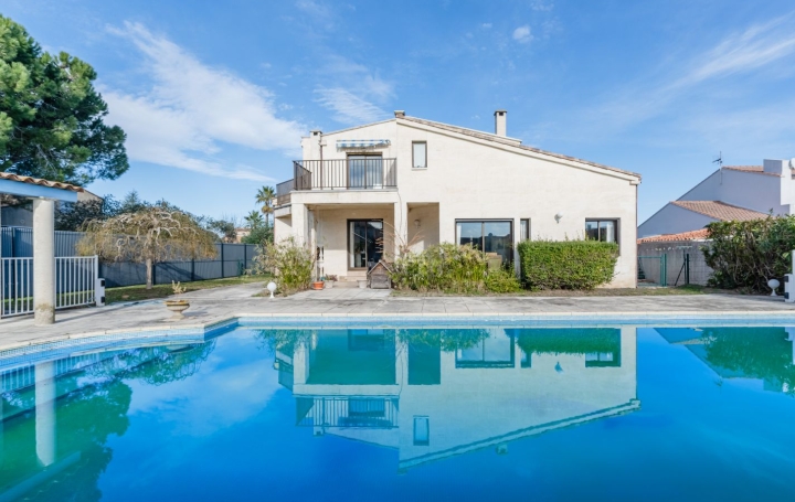 Villa BESSAN (34550)  185 m2 549 000 € 