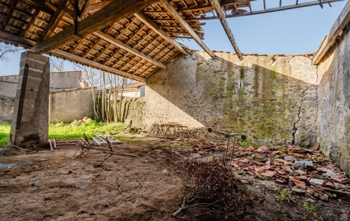 Maison MONTBLANC (34290)  186 m2 129 900 € 