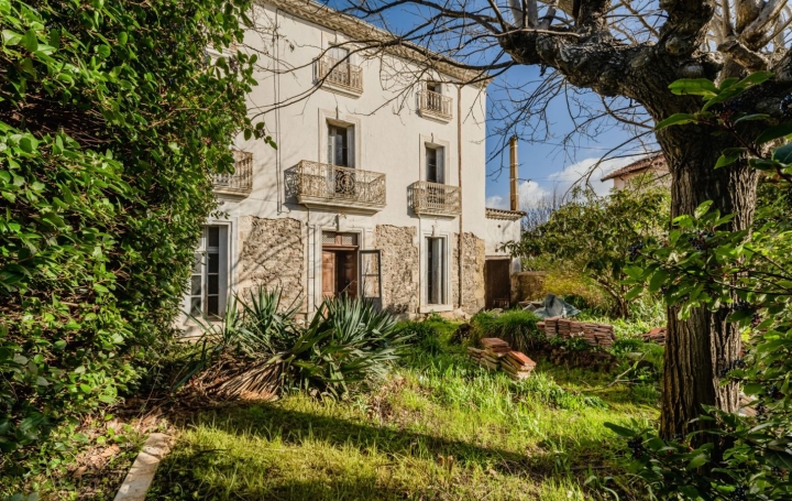 Maison MONTBLANC (34290)  325 m2 198 000 € 