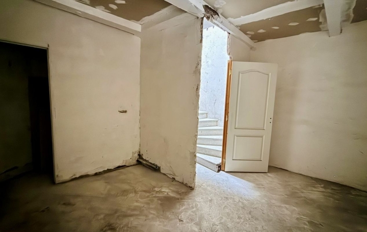 Immeuble BEZIERS (34500)  60 m2 75 600 € 